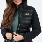 Emporio Armani Ea7 – Czarna Puchowa Kurtka Damska Z Kapturem