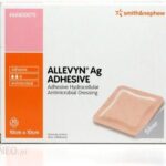 ZZZ Opatrunek ALLEVYN AG ADHESIVE antybakteryjny piankowy z przylepcem 10x10cm 1 szt